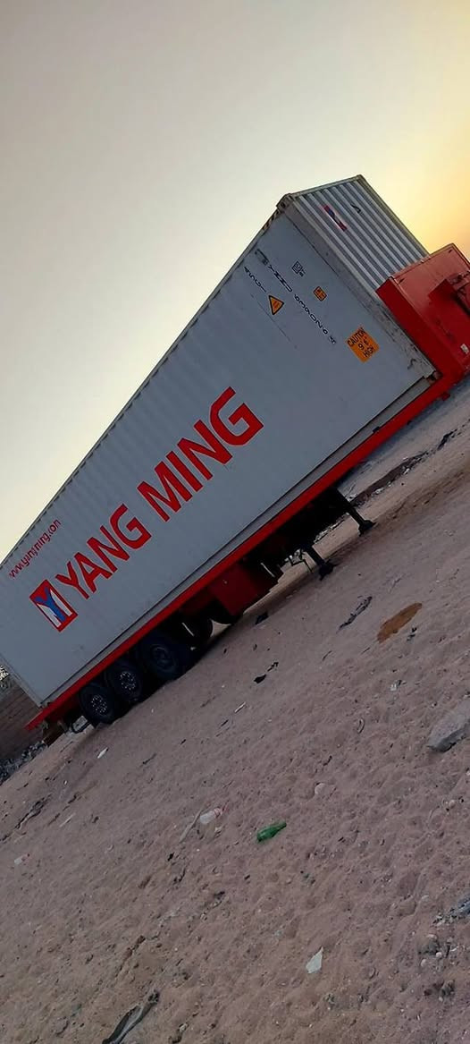 السلام وعليكم
اكتروس للبيع 2006 البصره سفوان 
***********
