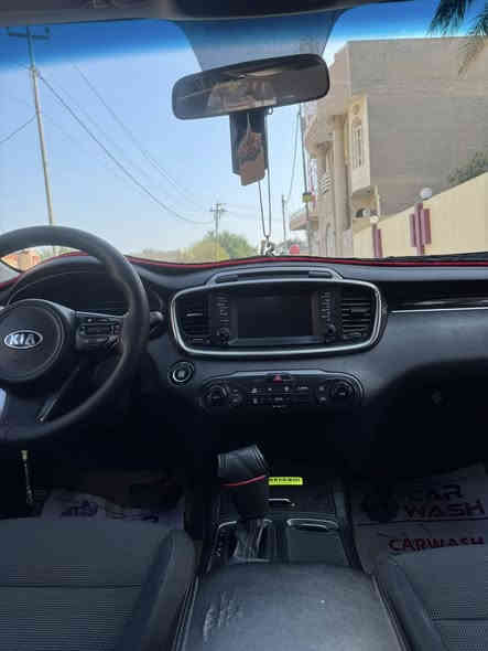 سلام عليكم 

سورنتو ١٥شكل ١٦ 
رقم اربيل جديد هزه وسنويه 
مكينه سته سلندر مفتوحه كازكيت 
مواصفات بصمه حساس امامي خلفي شاشه كامره زراك لايت اناره لد فلاش عنده استداره ويه اشاره تبريد منفصل سبعه راكب مري شفط
سياره مكفوله من صبغ وفتح وتبديل بيه رصعات قليله سونار موجود 

سعره $١٩٥ وبيه مجال 
مكاني واسط نعمانيه 

‭٠٧٧٠ ٨٨٢ ١٢٣١‬
***********
