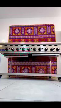 جريل أمريكي • نص شاركول • ١٥٠×٨٠×٩٠سم