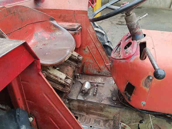 عنتر البيع
مكينه جديد معمره 
وكهربائيات كله يشتغل
استرن باور
مكاني كركوك 
***********
موديل 78
