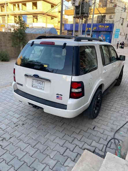 فورد اكسبلور للبيع مديل 2010 محرك كير حدادية كله جديد محرك6 سلندر كامل موصفات فتحه قطعتين تبريد تدفئه كشنات كشنات كهربائيه تحكم استيرن كامره  شاشه كار بلي مكان سيارة بغداد الشالجيه سعر 100 وبيه مجال للشراي متواجد فقط عل رقم 
***********
