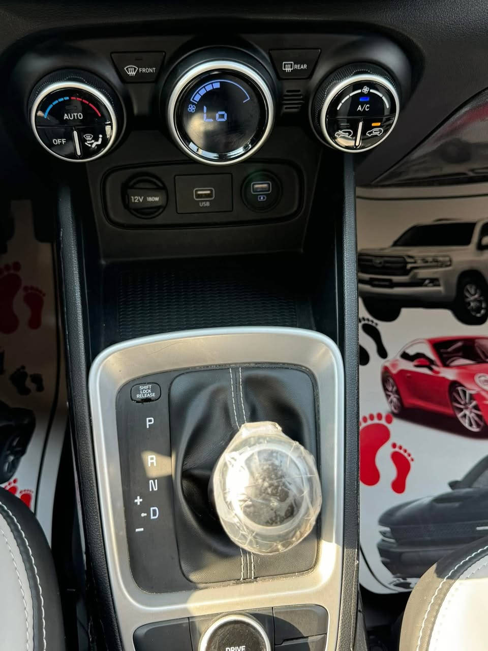 هواندي فينيو 2021
مكينة 1600دبل نوزل 

كير at مواصفات رادار امامي +خلفي+جانبي 

تحديد مسار تحكم ستيرن شاشه اصليه 

حادثها جاملغ وبنيد سعرها 130 وبيها مجال رقم بغداد ومكان بغداد

*********** واتساب
