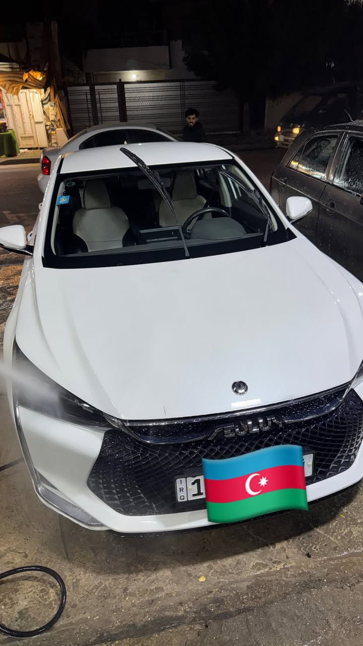 السلام عليكم سيارة دونغ فينغ شاين A30 موديل 2023 السيارة ماشية 61 يعني زيرو بيها طخات خفيفة والدعامية الأمامية شگ صغير 
السيارة تخبل واقتصادية الرقم بغداد الجديد (الإنجليزي ) سعرها 97 ورقة سنوية ب اسمي  بغداد 
***********
