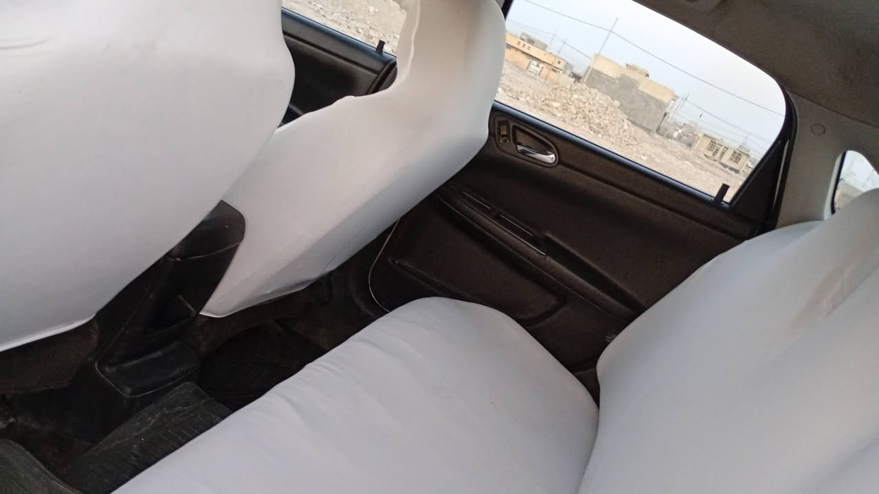 سلام عليكم انباله موديل 2010 مااندل راعيهه بدون تحويل وين متريد تروح بيهه ماعليهه حجز رقم الماني اكفلهه سرقه وعشاير سياره جديده وجاهزه من كلشي تبريد ثلج مكينه وكير خير من الله تخم تاير صدر امامي وخلفي جديد كهربائيات كلهه شغاله سياره حلوه سعرهه 37 مكاني بغداد ***********
