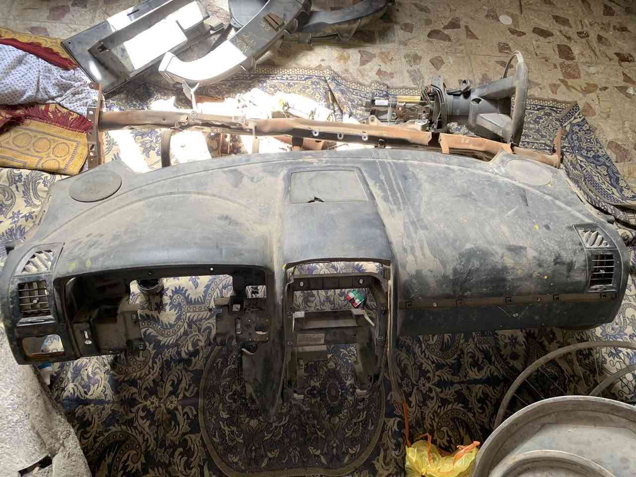 سلام عليكم
غراض تفصيح مال جارجر 2010
دشبول تعبان ب25
ايرباك ب20
مجمع ستيرن ويدات اشاير وسرعة وياها دركة كاملة 55
دكمة لايتات ب10
وبيهن مجال 
***********
