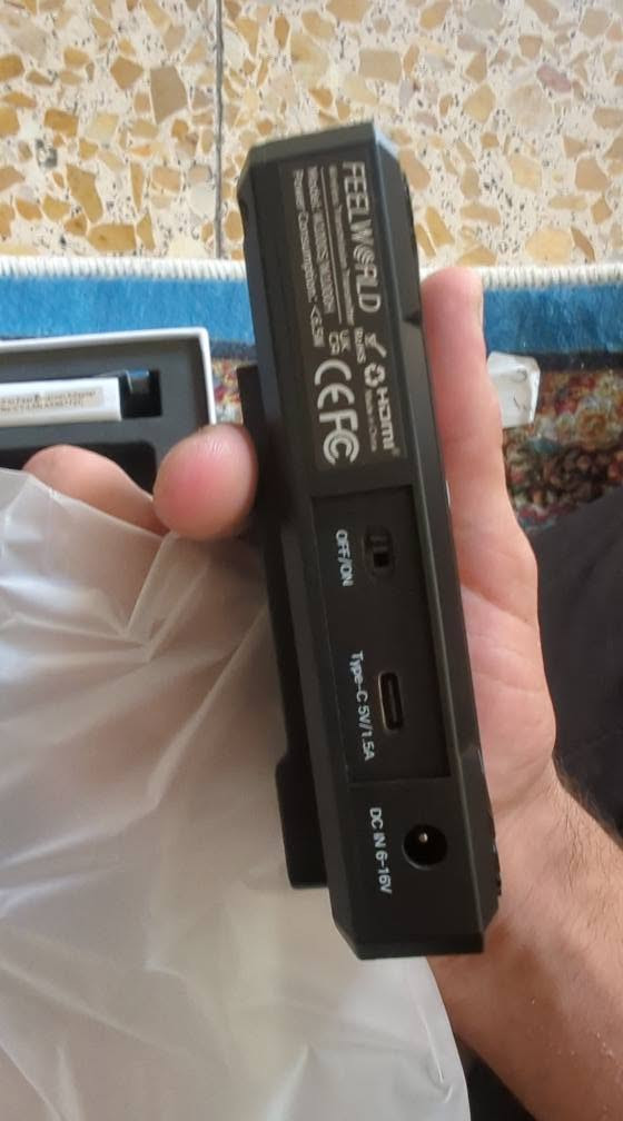 نظام نقل فيديو لاسلكي من ماركة FeelWorld، وتحديداً الطراز W1000S أو W1000H.يوفر النظام نقل فيديو عالي الدقة (1080p60) لمسافة تصل إلى 1000 قدم (حوالي 305 متر) بزمن استجابة منخفض جداً (0.08 ثانية).يتميز المنتج بوظيفة اتصال داخلي (intercom) مدمجة تتيح التواصل المباشر بين المخرج والمصور.يدعم النظام المراقبة عبر التطبيق (App Monitoring) لأنظمة iOS و Android، مما يسمح لما يصل إلى 4 هواتف أو أجهزة لوحية بغداد, العراق


**إذا كنت صاحب هذا الإعلان وتريد حذفه لأي سبب، رجاءا أرسل رسالة إلى الدعم الفني**