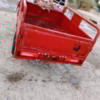 ستوتة حمراء للبيع، بحالة جيدة جداً، تمتاز بمحرك قوي وسعة تحميل كبيرة. ...