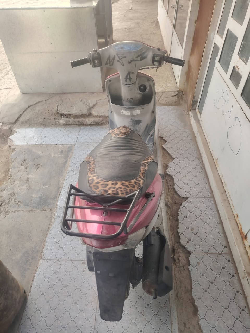 ماكس منغولي كفاله عامه ختم واحد لون كرزي كهربائيات شغاله سلف هندر السعر خاص الرقم ***********
