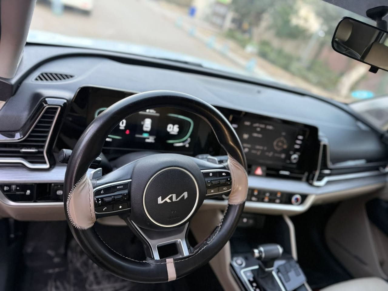 السلام عليكم كيا سبورتج خليجي موديل 2023 كفاله عامه من كلشي رقم بغداد بأسمي مواصفات بصمه 5 مودات قياده لايتات زنون داخل لونين وباقي المواصفات المعروفه السيارة جديده لوك بوضع الشركة السعر  216$ ماشيه 33 الف km عنواني بغداد حي الجامعه للاستفسار 
***********
علماً سياره ب اسمي
