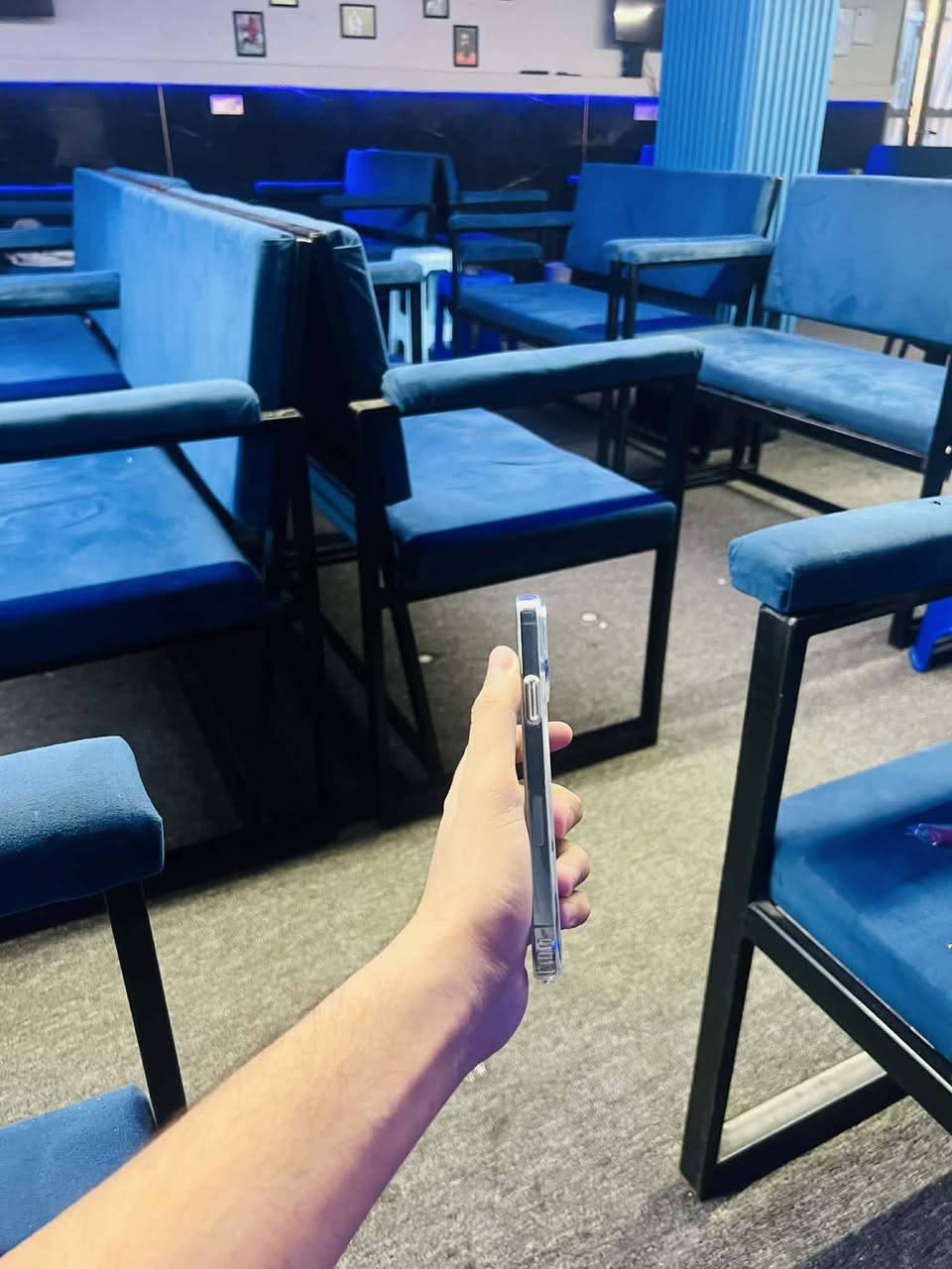 بدل شاشه متوسطه باقي كفاله بطاريه 100 مرفوعه نسبه ذاكره 256 بصمه وجه شغاله السعر ب 500 شراي اتصل على صاحب الرقم***********
