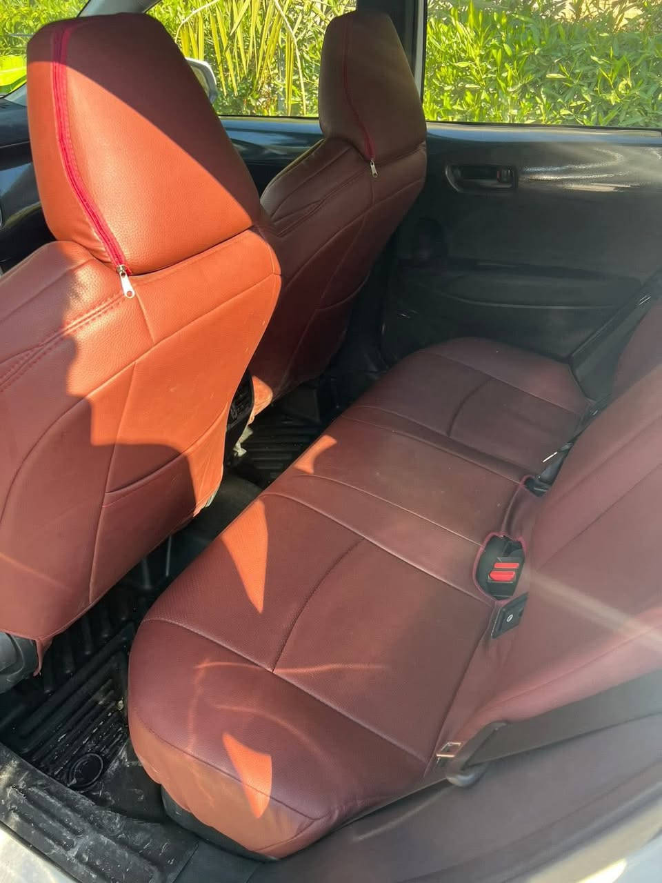 سلام عليكم
كورلا كروس 2025
ماشيه 5 الاف
🔴مرقم بغداد بأسمي🔴
رادار امامي
تحديد مسار
مثبت سرعه ذكي
شاشه اعطال دجتال
فتحه سقف
شاشه وكامره
حمالات سقف
مود ev
محرك 2000 هايبرد
درايف مود  اقتصادي رياضي 
اشاير مري
واقيات طين
ارضيات حوضيه
تغليف داخل جلد احمر بلاد
السعر 187 ورقه
***********
