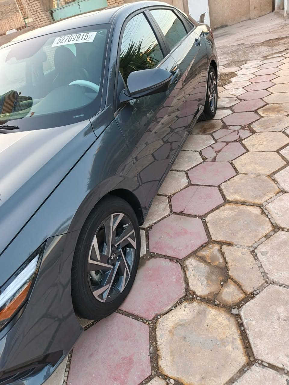 الإنترا موديل 2024 limited فول مواصفات للاخير اعلى مواصفات ب الالنترا 
داخل اسود كلين مكفوله كفاله عامه فقط بارد بالصندوق أربع صابع بدون ايرباك بدون دواخل

المواصفات.......

فتحه سقف اسلايت 

بصمه تشغيل عدد 2

بصمه ابواب 

تشغيل عن بعد 

رادار أمامي 

لد داخلي 64 لون متغير

كشن جلد

كشن تدفئه

كشن كهرباء

تبريد منفصل 

شحن لاسلكي

تدفئه ستيرن

سيتم سماعات BOSE

رادار خلفي 

رادار جانبي 

رادار امامي 

ويل كب كروم بلادي

للبنات زنون عدسه عدد2 وليس لد عدسه 

تحديد مسار 

مثبت سرعه 

وقوف ذاتي 

مانع اصتدام

شاشه ثلاث انظمه (سمارت - نورمال - سبورت )

شاشه دجتال  متصله 

كامرا امامي وخلفي

محرك 2000دوش

السياره نضيفه بشكل

أربع كاميرات محيطية

كشنات كهرباء

حساسات امامي

حساسات خلفي

اللون سمنتي 

رقم بغداد 

تحويل مباشر 

الاتصال ***********

العنوان بغداد جسر ديالى
