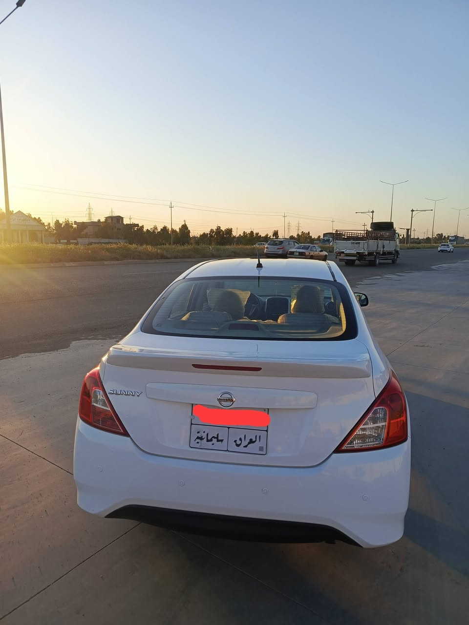 نیسان سنی مودیل 2020 بی بویاخ بی لیدان تە نها دووسی چاڵی  هەیە 126هەزار رویشتوە بە ناوی خومە مەکینە وگیر بە شە رت
سعر 113 وەرەقە مە جالی تیایە 
رەقم بوبایل ***********
