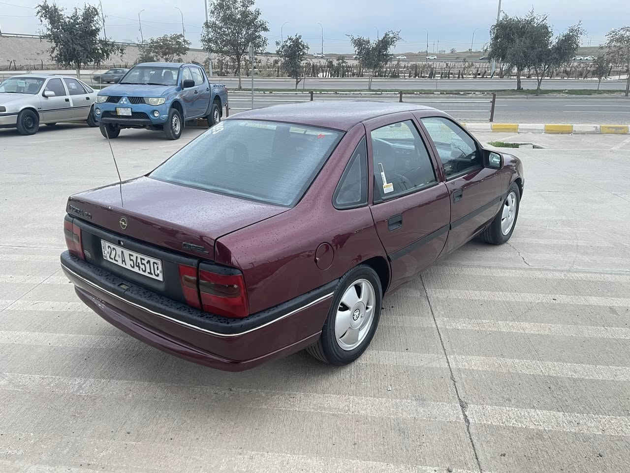 للبيع أوبل فكرة موديل(1993)محرك(20)كير أوتوماتيك(4)جام
كهرباء قفل مركزي كونترول(abs)صدر امامي خلفي كله بشرط 
ويل وتايرات جديد لون ماروني صبغ عام جماليه بدون ضربه 
رقم اربيل دولي سنويه(2025)شرط تحويل سعر(53)بي مجال
مكان كركوك رحيماوه رقم موبايل(***********)☎️
(***********)
