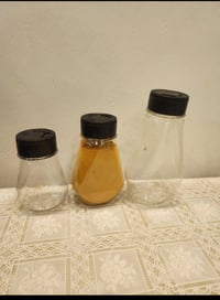 علب بهارات مع قبق مملحه 07727746015