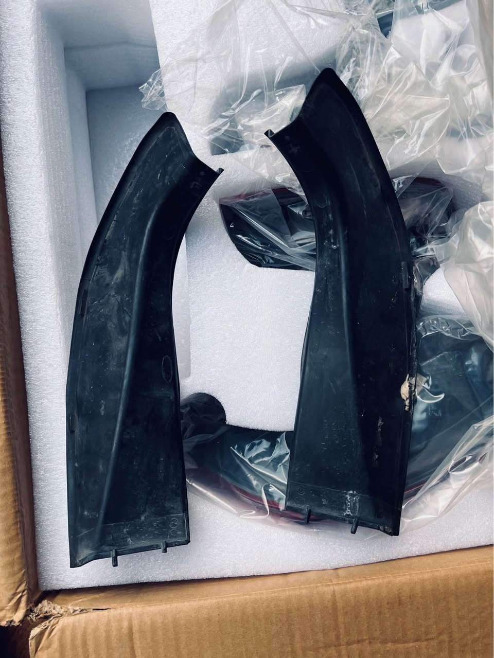 غراظ f10 بلادی و نظیف بدون ظرب و قطرە صبخ لون نفطی .
بونید
بگ لایتات 
چاملخات 
دعامیات خلفی و صدر.
*********** 
واتساپ كركوك, العراق
