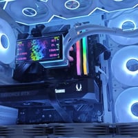 🚨 للبيع PC Gaming   ✅ المعالج: Ryzen 5 7600X  ✅ كرت الشاشة: RTX 5070 Z...