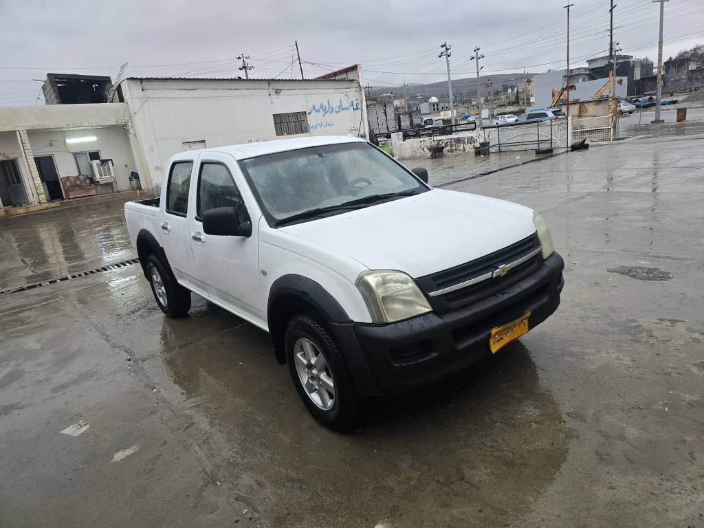 سەرەتا بەناوی  خوادا پیکاب شوفرلێت 2005 دەبڵ  ئەکسل تەبرید پاوەر چوار تایەو ویلی  لۆک موزایدەی بەخدایە کتبی موزایدەی ئەسڵی لەگەڵە سەیارەکە دینار مەسروفی تیا نیە گێڕ و مەکینە و دەبڵ ئەکسلی بەشەرت بەس ناو بۆدیەکی دەوێ شوێن تەق تق 
*********** واتس اب فایبر لەسەرە زاخو, دهوك
