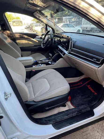 سبورتج 23 
رقم بغداد بسمي 
ماشيه 75 كليو 
موصفات 
شاشه 
كامره 
تحديد مسار 
اشاير مري 
مري شفط
ويل 19
جوها تخم تاير جديد 
3 قطع تبريد 
3 انضمه قياده
تحكم جهتين
كير مكينه تبريد كفاله عامه
بيها نكراش قليل بل بجم 
وبيها تكحيل بل جاملغ الخلفي فقط 
مكاني بغداد الشعله 
سعر 220 وبيها مجال بصيط
0777 5870028
بيها سونار بتاريخ اليوم
