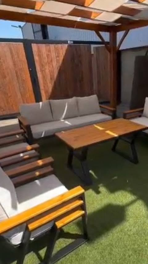 🌿✨ صالونات حدائق متوفرة ✨🌿
 متوفر لدينا تشكيلة متنوعة من صالونات الحدائق بأجمل التصاميم


**إذا كنت صاحب هذا الإعلان وتريد حذفه لأي سبب، رجاءا أرسل رسالة إلى الدعم الفني**