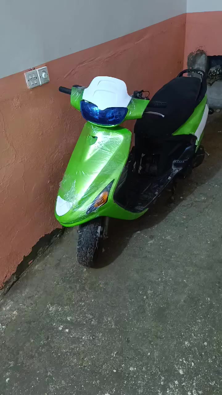 سلام عليكم دراجه فراشه فحل للبيع دراجه مال جناي لا تنقيص ولا تبخير السعر175وبيها مجال حك الجيه متواجد خاص وهاذ رقمي  ***********
