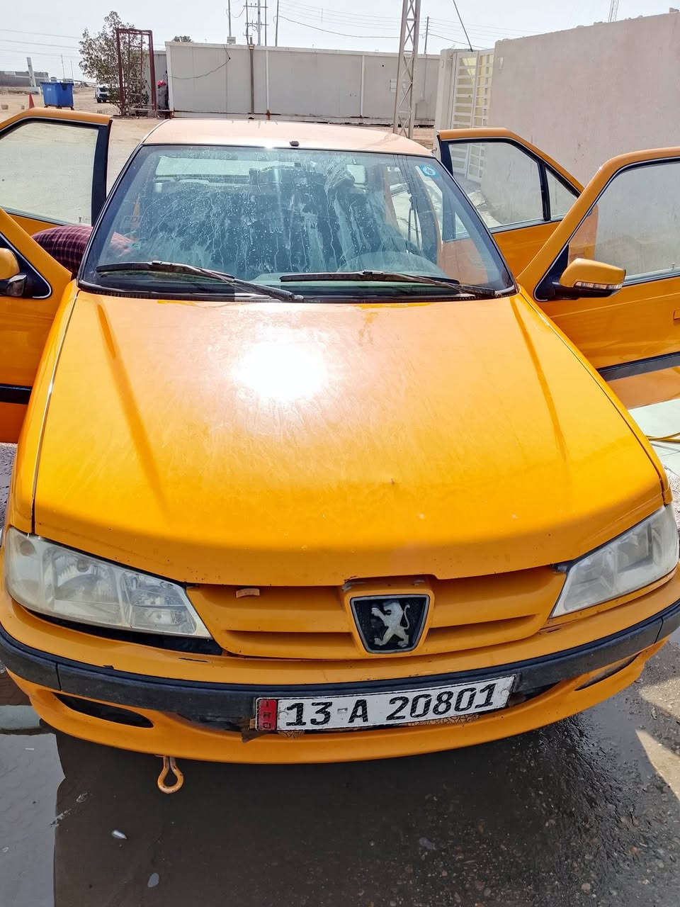 بيجو بارس 18 مكفوله ضربه وتبديل بيه خياسان بالهلالات شرط سونار تخم تاير مكينه صارله شهرين شاده ملون ونص  تبريد تتفئه شاشه سياره جاهزه للبيع ***********
