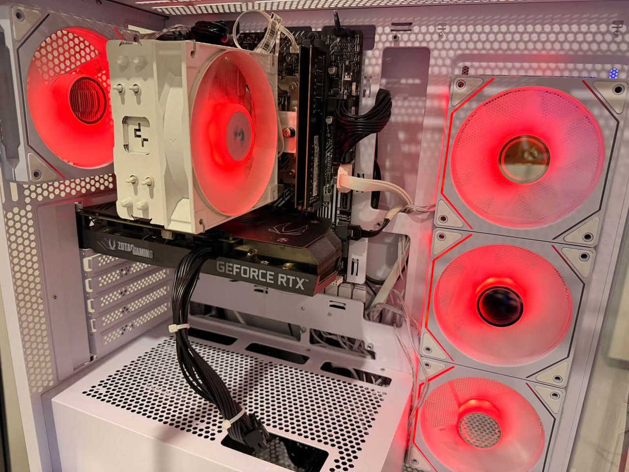 سلام عليكم تجميعه للبيع بسعر مليون و150 الف
rtx 3060 12gb zotac gaming twin edge
ram 32gb 3200 ddr4
motherboard asus prime h510m-a wifi
core i5 10400f معالج
ssd 1tb m.2 samsung + HDD 2tb
power supply 650+80
case: sama
الشاشه FANTECH 24inch FHD 1ms 144 هيرتز مقوسه


**إذا كنت صاحب هذا الإعلان وتريد حذفه لأي سبب، رجاءا أرسل رسالة إلى الدعم الفني**