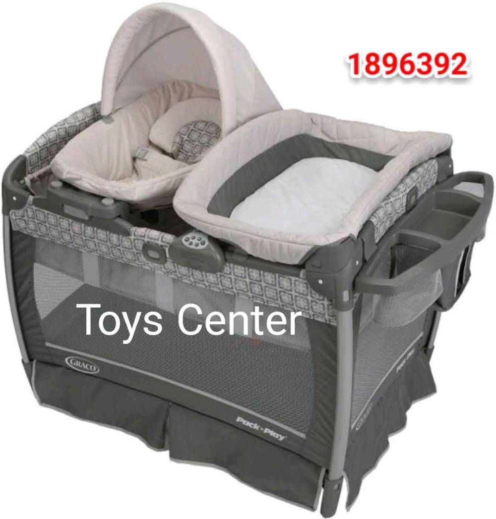 مرحبا عندي سرير اطفال ماركه graco go and play  يخبل ومريح جدا للطفل وبي مكان تبديل الحفوظه وسرير هزاز  يكفي من حديث ولاده  لحد عمر ٥ سنوات مستعمل مثل مموضح بلصورة ملحقاته كامله الجديد مالته ب٣٢٥ الف 
اريده ب٧٥ الف وبي مجال 