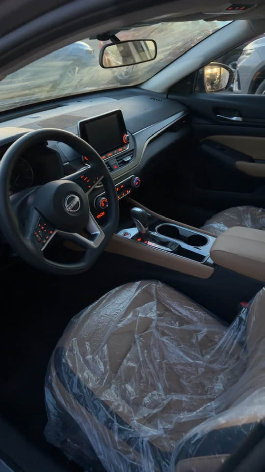 نيسان التيما موديل 24 

ضرر بونيد وجاملغ 

ماشي 26 الف 

مواصفات Sv 

سعر 155 وبي مجال 

تواصل 

***********
