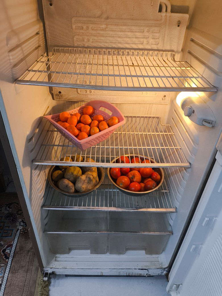 ثلاجة كينوود اكبر حجم 
شغالة تجميد فوك وجوة 
للاستفسار عن السعر خاص 

مكاني الحسينيه راشدية


**إذا كنت صاحب هذا الإعلان وتريد حذفه لأي سبب، رجاءا أرسل رسالة إلى الدعم الفني**