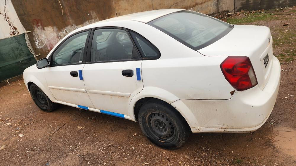 شوفرليت 2004
سنوي وكاله ي له كه ل دايه ئه ولياتي به شه رت دعم و ليدارني نيه سبوغي دوو بستي هه يه كئر و ميكنه و كارباي به شه رت ٣٤٠هه زار رؤشتيه يك دينار مسروفي نيه سحري 50مجال شوين ئاكري روفيه☎️*********** اكر, نينوى
