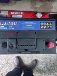 للبيع باتري قياس ٧٥ امبير السعر ٥٠ الف والقديم هاتف٠٧٧٣٧٤٦١٠٣٣ بغداد ا...