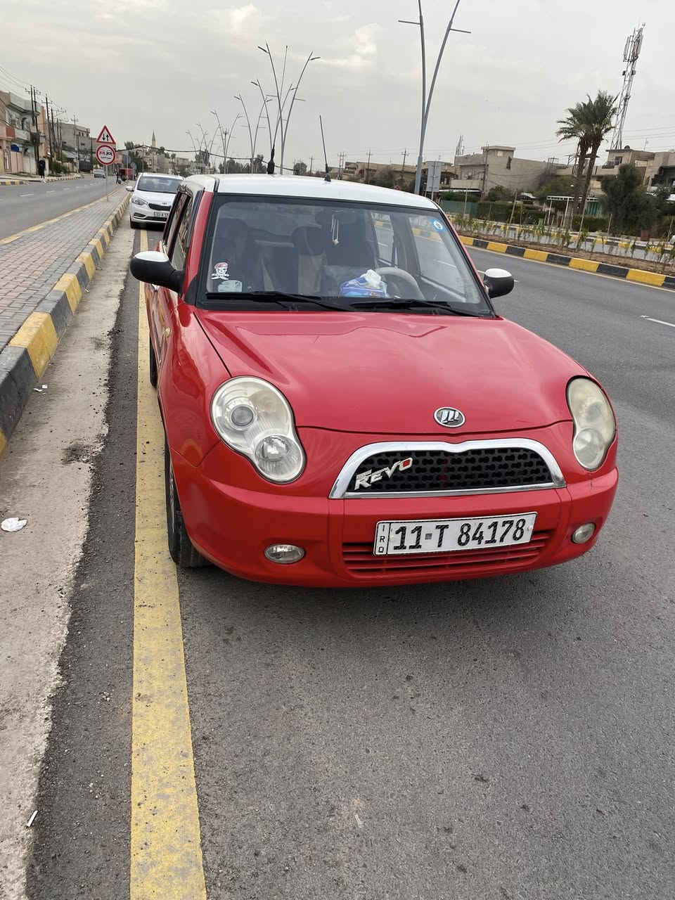 السلام عليكم ليفان 2014
سياره بسمي رقم دولي 
تبريد شغال سياره جاهزه صبغ حزام 
تفاصيل اكثر اتصل ***********
