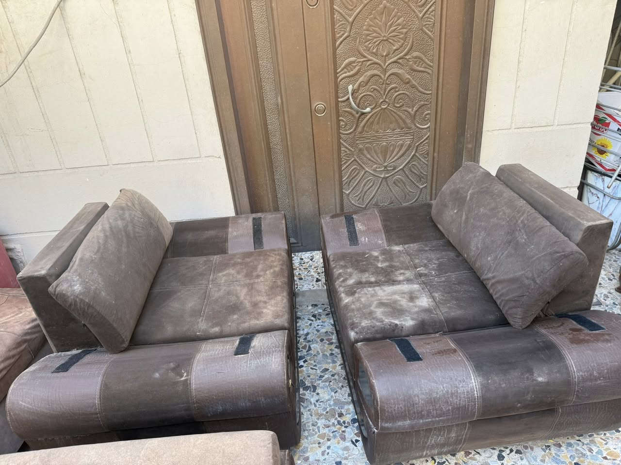 عندي نص تخم التغليف مالته تعبان بس هوه ثكيل وبي اسفنج وسبرنك مابيهن شي اللي يريده يجي ياخذه بلاش مكاني بالسيديه


**إذا كنت صاحب هذا الإعلان وتريد حذفه لأي سبب، رجاءا أرسل رسالة إلى الدعم الفني**