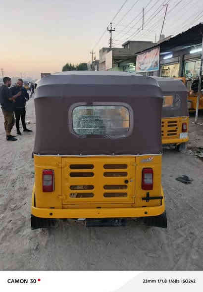 سلام عليكم تكتك 20رقم وسنوية جاهزة خير من الله ما نقصهة شي مكان حي البتول سعر ٧٣٠٠وبيهة مجال رقم ***********
