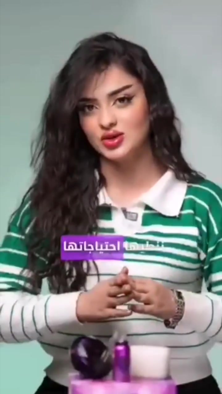 مجموعة كوين سنتر للعناية بالبشرة 
💜الاصدار الجديد لون الصابونة بنفسجي💜

كريم كوين + سيروم فيتامين c+ صابونه الافندر💜
بكج كوين الليلي والنهاري يعالج كل مشاكل البشرة 

💜. راح تلاحضون تغيير سحري بشرتكم من اول استخدام
بكج متكامل للعناية بالبشرة 
بدون الحاجة لأي منتج ثاني للبشرة

💜. سيروم كوين سنتر يحتوي على فيتامين سي ويستخدم نهاراً لترطيب وتغذية البشرة 
ويستخدم كواقي شمسي 

💜. كريم كوين سنتر يحتوي على مجموعة مواد تساعد بمدة قليلة على تبييض لون البشرة ومعالجة الكلف والتصبغات والهالات وتوحيد لون البشرة 
يستخدم ليلاً قبل النوم

الصابونة البنفسجية هية صابونة بخلاصة اللافندر 
فوائدها : 
يساهم في علاج حب الشباب 
يساعد على علاج جفاف الجلد 
مضاد للفطريات ويحارب الالتهابات الجلدية  
يعمل على توحيد لون البشرة 
ويقلل الندوب لانه قادر على تعزيز نمو انسجة الجلد 

💜 متوفر لكل انواع البشرة 
⛔️اذكروا نوع بشرتكم اثناء الحجز

المنشأ امريكي 🇺🇸 💯 
🚘يوجد خدمة توصيل لجميع محافظات العراق ٤ الاف🚘


**إذا كنت صاحب هذا الإعلان وتريد حذفه لأي سبب، رجاءا أرسل رسالة إلى الدعم الفني**