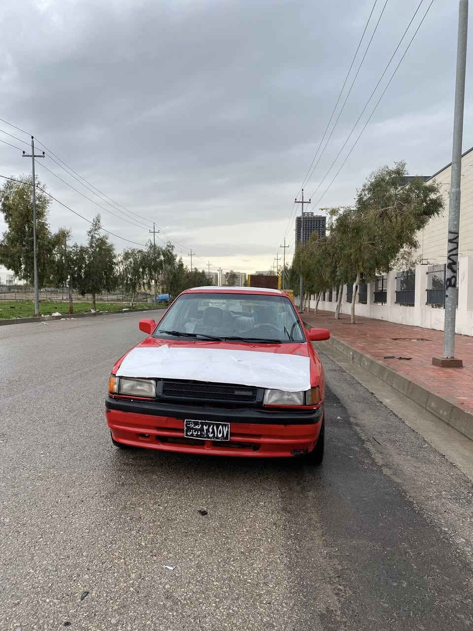 مازدە323 دژەفێتەر 
8بەخە سیارەکە
گێڕ و مەچێنە بەشەرتی 10فێتەر دەفرۆشم
سیارەکە زۆر خاوێنە و خاێسی نێە
سیارەکە ئەوەلیاتە واجێهەی ئەسلی 3 ختمی لەگەرە بەشەرتی ئەوەلیات 
سحری 15 مەجال
ڕەقەمم ***********
