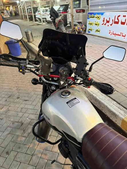 سلام عليكم دايوان للبيع موديل 2023 رقم اربيل  زيرو ماشيه 8 الف شرط بعدها زيرو   محتاج وا اريد ابيع  ب 2600 رقمي
*********** 
وكعت عندي قبل كم يوم ونكسرت الجامه السوده 
واذا تريد هم عندي  خوذه للبيع 
ودرع قميص بس 
ولصندوك  
وسماعه وكامره كله اصلي وجديد 
مكاني بغداد العامريه
