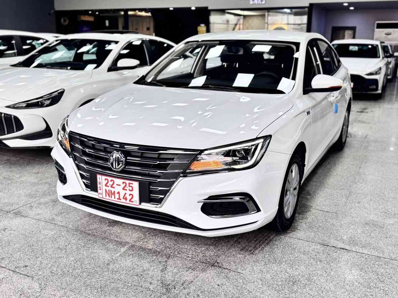 ام جی MG5 2025گیر عادی
سعر:81$🔥
مواسفات:ستاندارد پله‌س
شاشه‌ وسوكان فولین,حساسوكامیره‌
ته‌نها قۆپیك لای ده‌رگای سه‌كنه‌ 
٤هه‌زار رۆیشته‌مانگیكی ماوه‌ بۆ ره‌قه‌م
موبایل:***********
