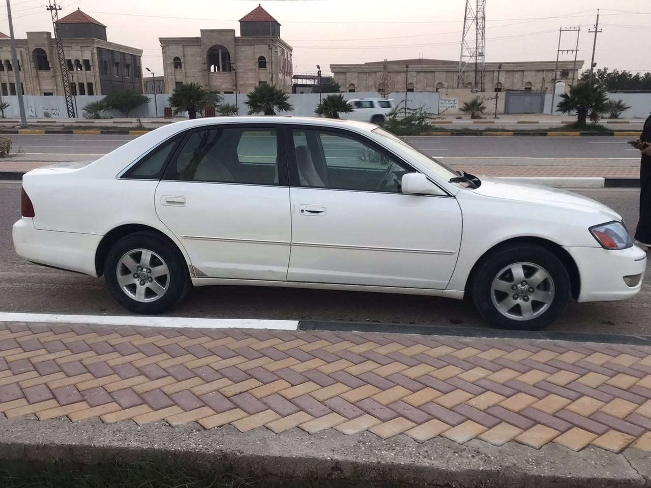 السلام عليكم سيارة للبيع جاهزه للاخير تبريد ومحرك حداديه خير من الله السياره نضيفه شوفت عينك مكفوله /بيه صبغ بدون ضربه رقم بصره مكان السياره بصره سفوان / رقم راعيهه ‏‪***********‬‏/‏‪+9647712617431‬‏ باقي التفاصيل خابر على راعيهه وهوه يكلك انا مكلف بالنشر
