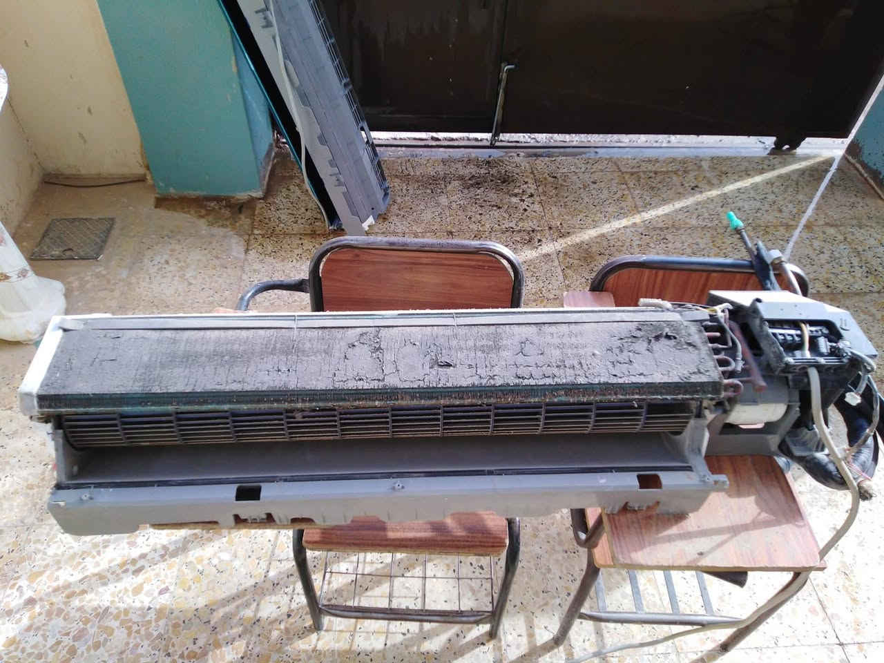 صيانة القريشي للمصداقيــة عنوان 🦺🛠

قرب الصيف ومحتار ، وية القريشي لا تحتار 
صيانة . تنصيب . نقل . غسل . وكافة أعمال التكييف والتبريد 
عنواننا المصداقية في الموعد والضمان في العمل 🪧
للحجز والاستفسار الاتصال او التواصل مع الصفحة
*********** 
عملنا متنقل في منازلكم وأمام أعينكم 🚧
