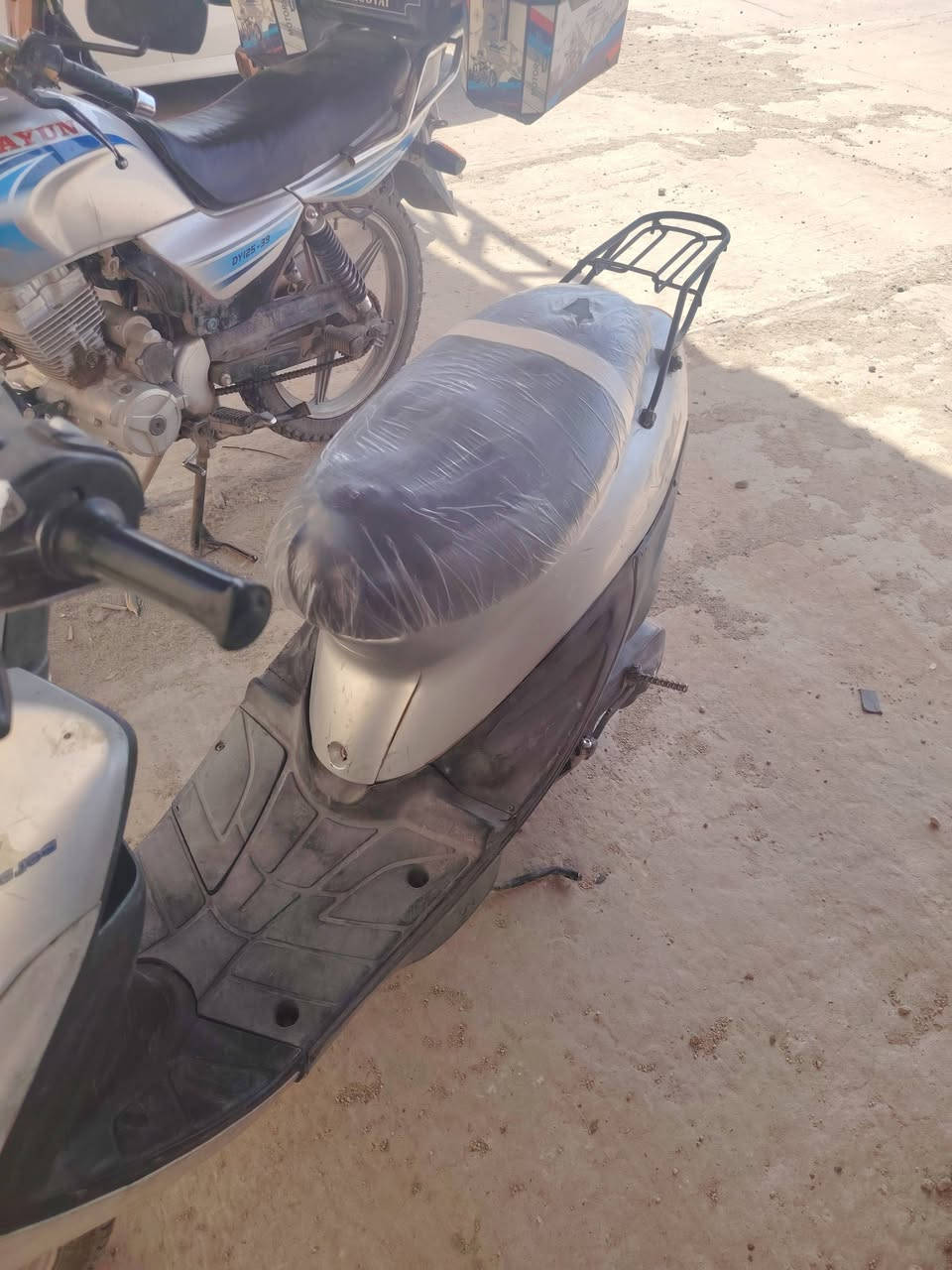 دراجه بي جي للبيع مبدل بس بستم 325ترهم مراوس بكير شلعه حلوه وتساب او تصال ***********
