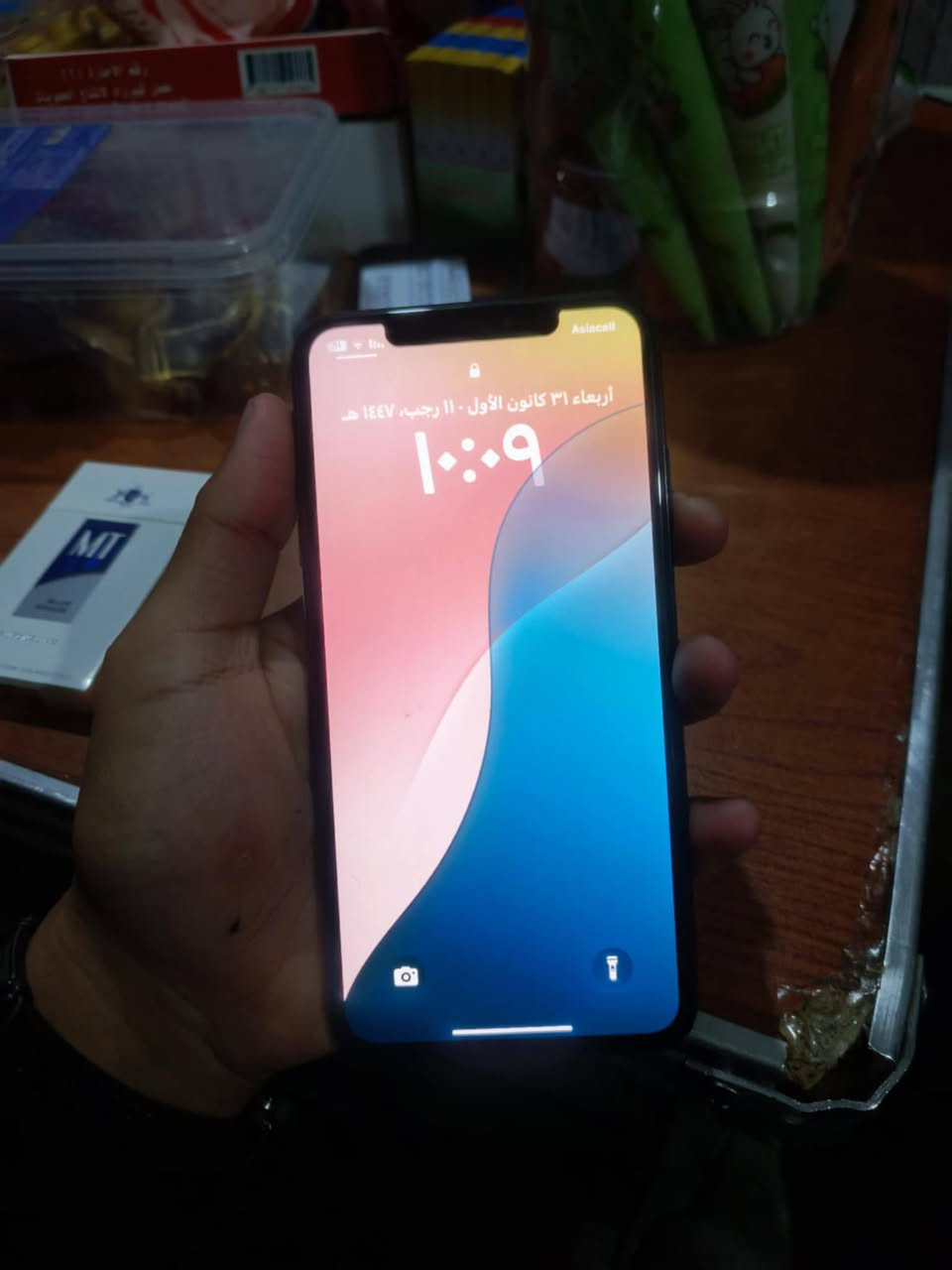 السلام عليكم إكس ماكس للبيع او مراوس ذاكرة 64 بطارية 81 الجهاز كلة بلاد نضيف شخط  السعر 200 وبي مجال او مراوس خاص   او اتصل#***********
