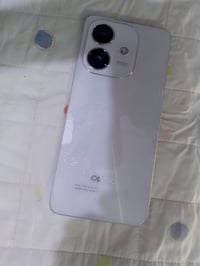اوبو A40m • ٢٥٦ جيجا • يطفي ويشتغل