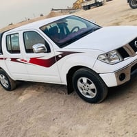 نيفاره للبيع 2013  كير عادي  07703111255