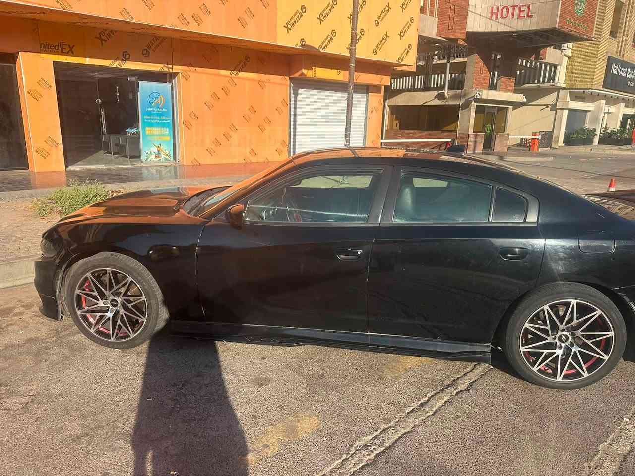 جارجر ارتي 5700 بوليسيي  للبيع او المراوس
كير تعليك 1000 صفاره فدرالي بلاد كزوز طرب وكت srt   بيه اربع قطع 

الاعضميه 

سعر 160 

*********** وتساب 

***********
