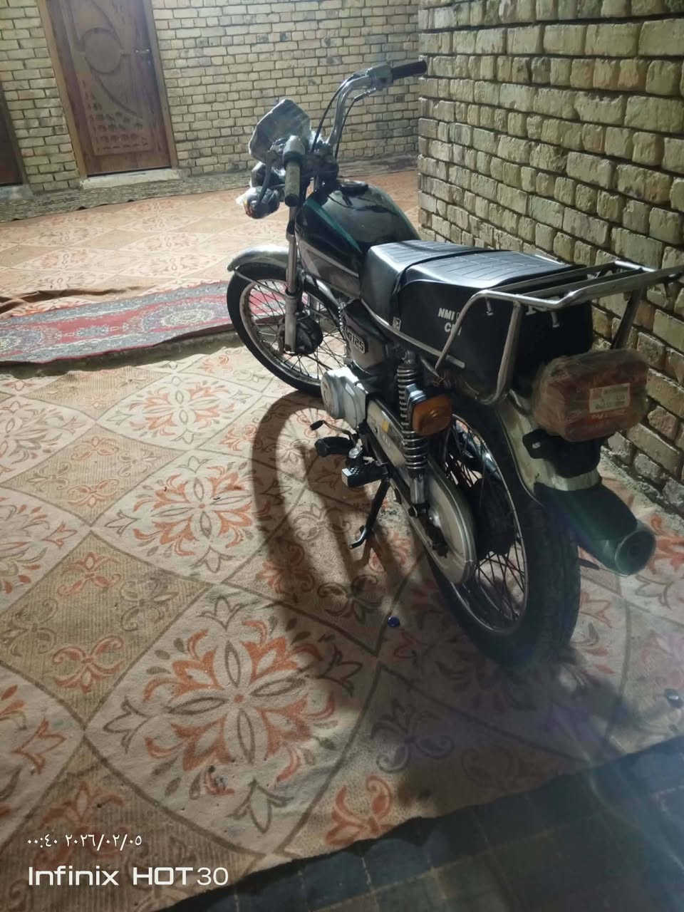 سلام عليكم دراجه للبيع نامه امتياز
بيه 3 أوراق مكفول عشائر دراجه كدامك عينك حلوه مرتبه 

مكان قضاء الميمونة سعر خاص 

***********
