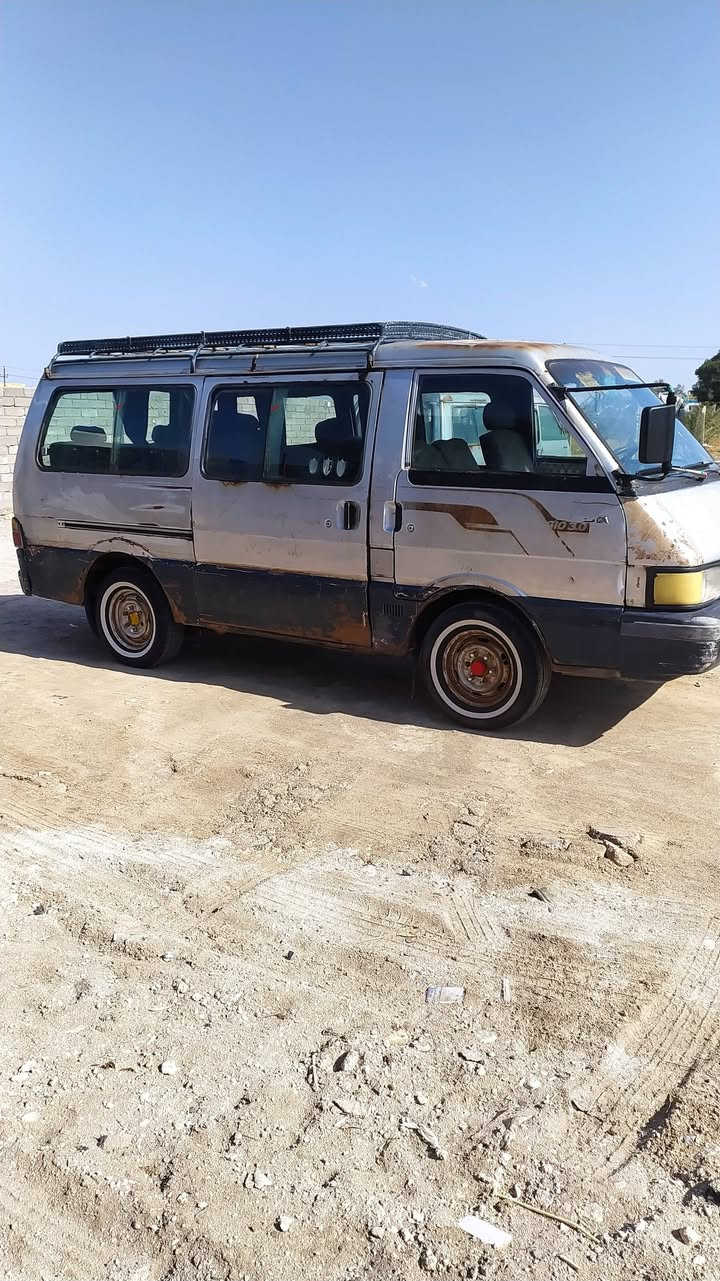 للبيع كيه بسته مكينه كير بم جدد رقم أحمر ذي قار مكاني ناصرية ***********
