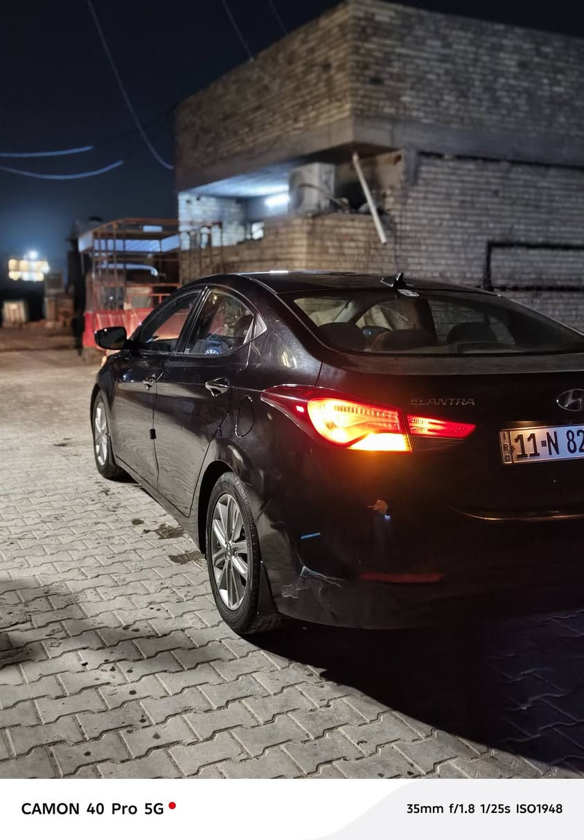 سياره انترا موديل 2016
وارد امريكي حادثه بس بنيد 
كير ومحرك مكفولات دوش
تخم تاير جديد 
وبل عافيه ع ياخذه 
سياره بسمي تحويل ثاني يوم 
سعر 112 المكان بغداد الشعله
***********
