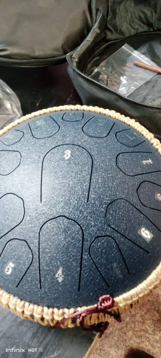 آله موسيقية 
طبل لسان  غراضها كامله موجوده كدامك بصوره
سعر 45 الف وبيها مجال للشراي
واتساب ***********
***********
مكاني كربلاء والي يريد ادزله توصيل هم ماكو مشكله
